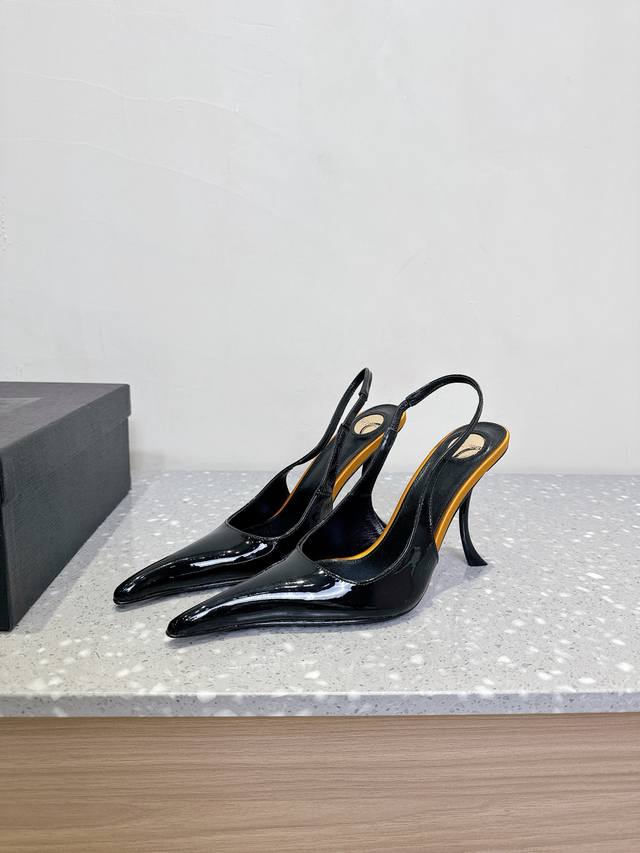 saint Laurent Saint Laurent 25Ss New Spring And Summer Pointed High-Heeled Sa