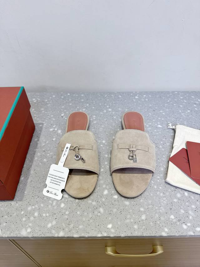Loro Piana 25Ss New Spring And Summer British Sandals This Is The Legendary Flip