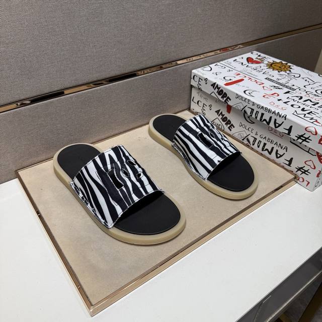 New Senzu-Bean slippers, closed toe shoes, flat soles, versatile, height-enhanci