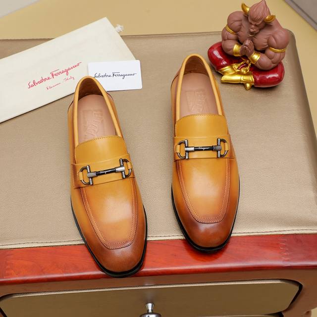 New company-level Dg shoes Dolce & Gabbana D&G sneakers 2025 new style, the foll