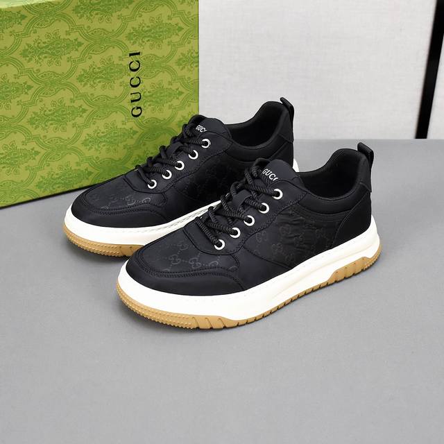 Adidas Gazelle series casual shoes are classic sports shoes for men and women. T