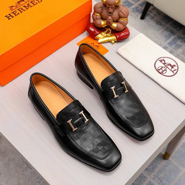 Dior Dior high-end luxury brand highlights high-end temperament Dior sports shoe
