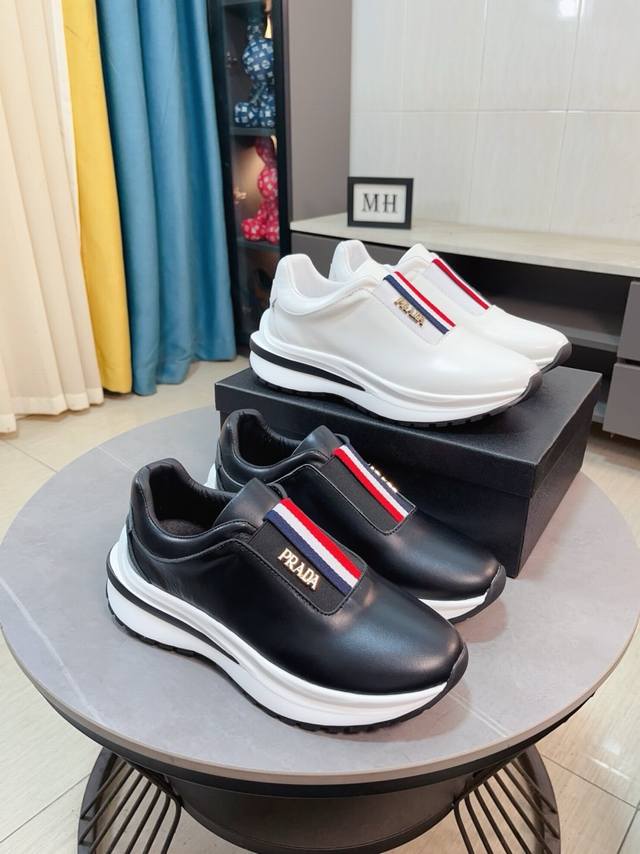 Counter quality, original leather, model number 742360 gray leather size: width