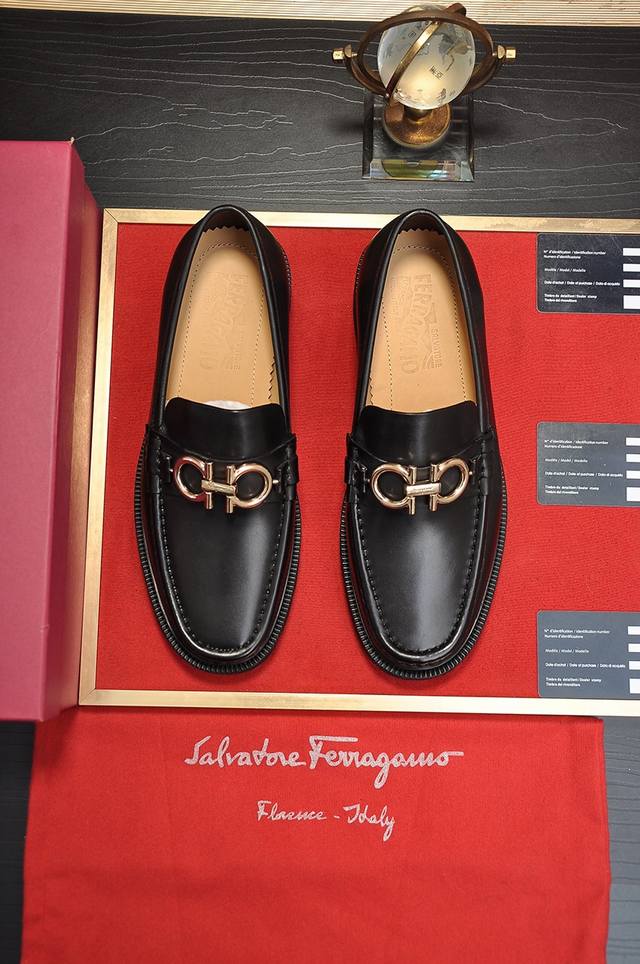The most beautiful 2630 is the new year's hottest simple and fashionable style.