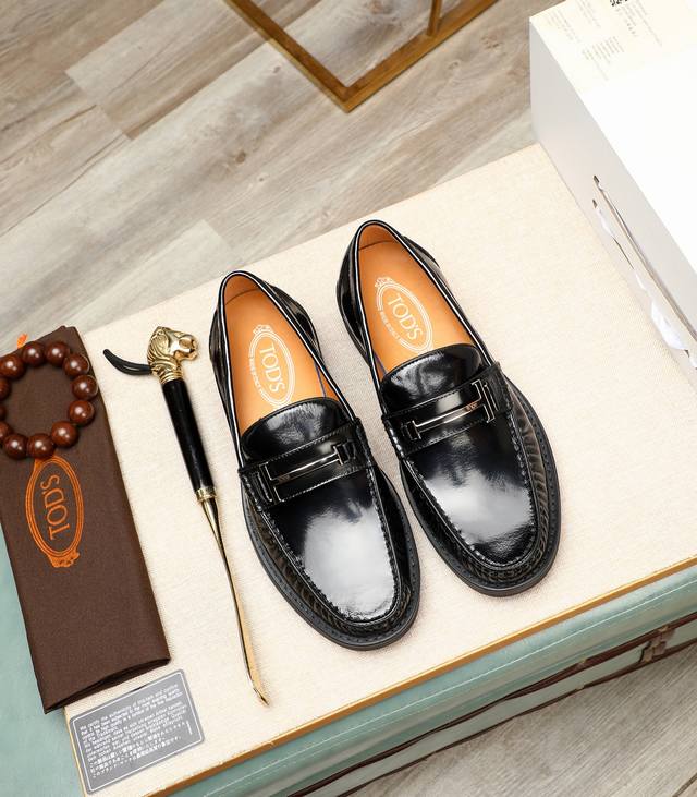 Brand: Ferragamo Chip model Grade: Original quality. Top layer cowhide counter s