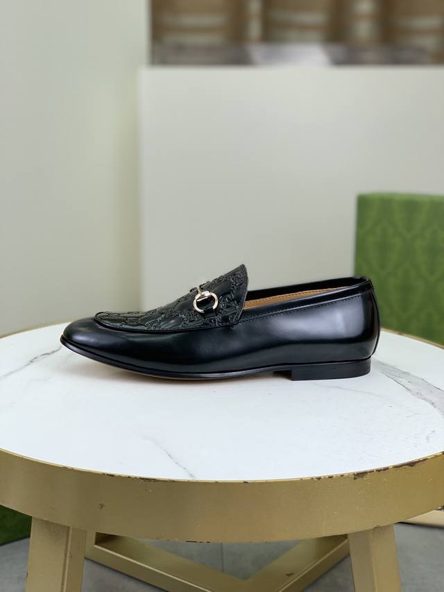 Brand: Dior Grade: Original private goods. Top layer cowhide, counter sales, com