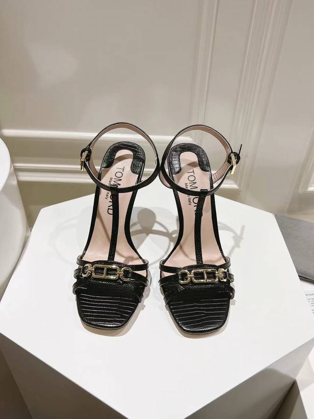 Dior 0197 Color Black Size 19.5*10.5*3 Dior counter latest model! Dior long zipp