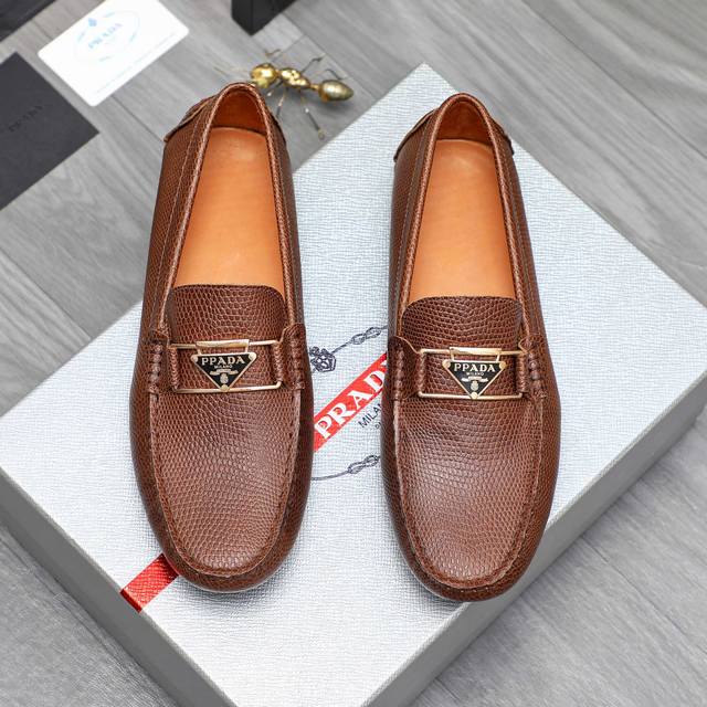 Price: Product Brand: Dsquard D2* Low-top Casual Shoes Regular Size: 38-45 Can b