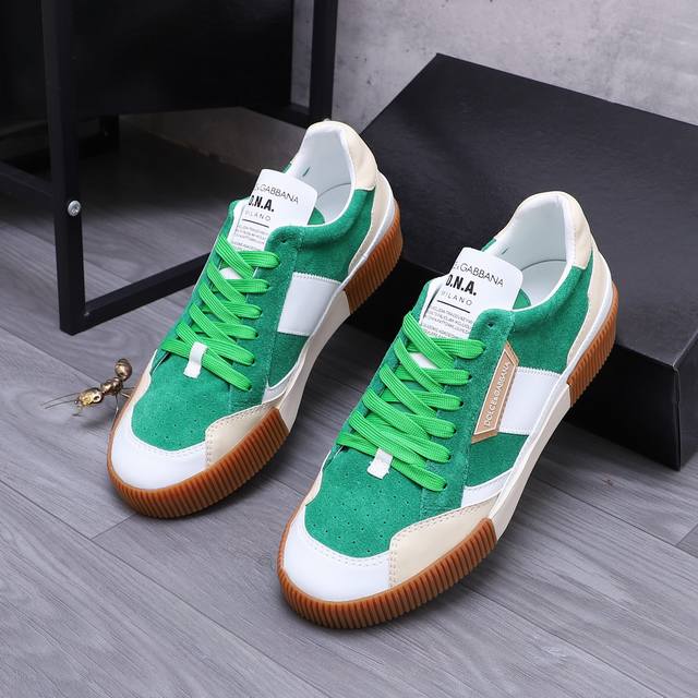 Product trademark: Louis Vuitton casual leather shoes Standard size: 39-44 38.45