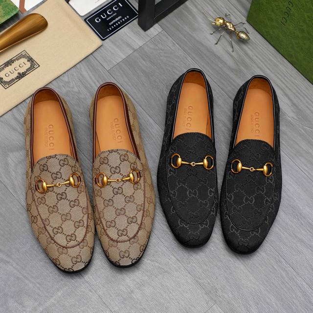 Price: Product Brand: Dg Dolce & Gabbana* Low-top casual shoes Regular size: 35-