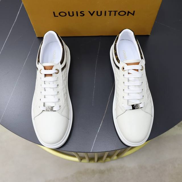 Men's sports shoes at factory price Original Hermes Classic original version Her