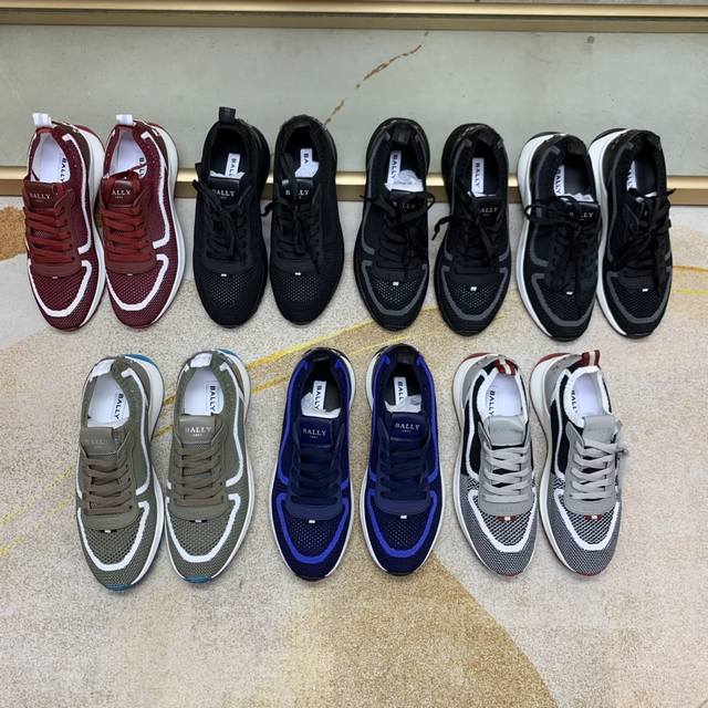Boss breathable cloth shoes, the upper is made of comfortable breathable fabric,