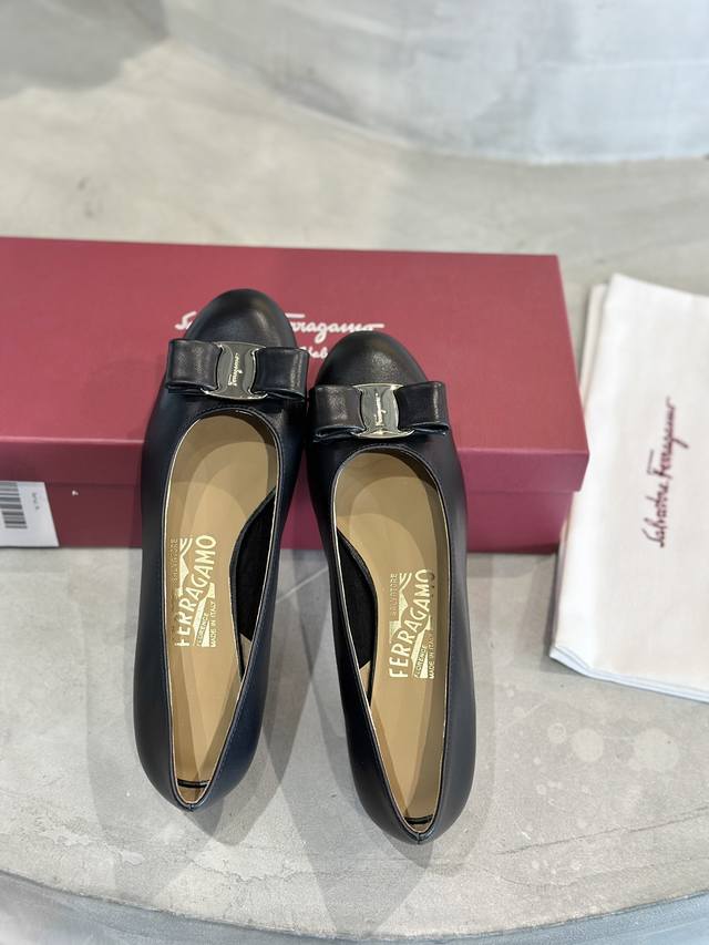 Factory Price P Prada Prada 2025 latest original replica! First-class workmanshi