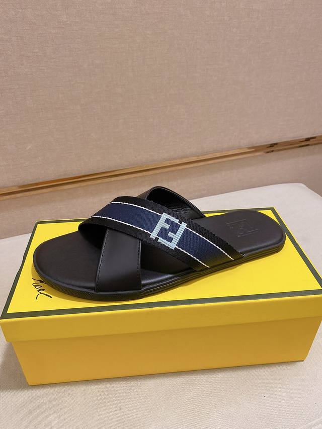 Prad* Prada 2025 new men's high-end sports shoes, this sports shoe is fashionabl