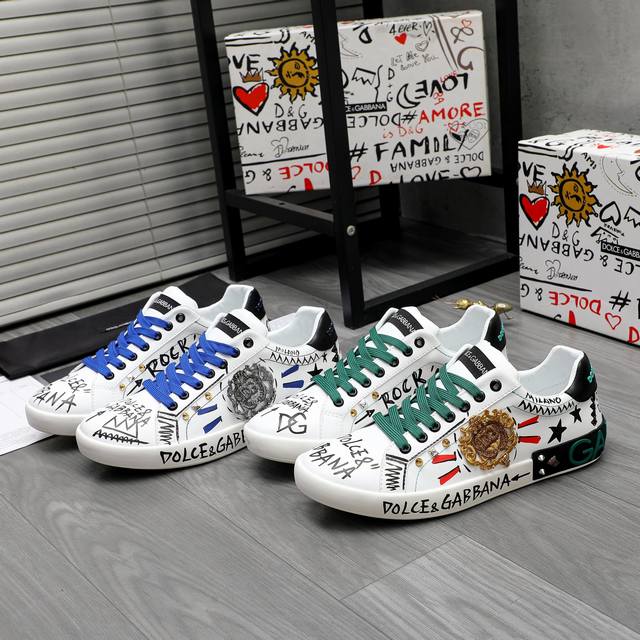 Valentino 2025 Valentino new simple white shoes can be worn in all seasons. The