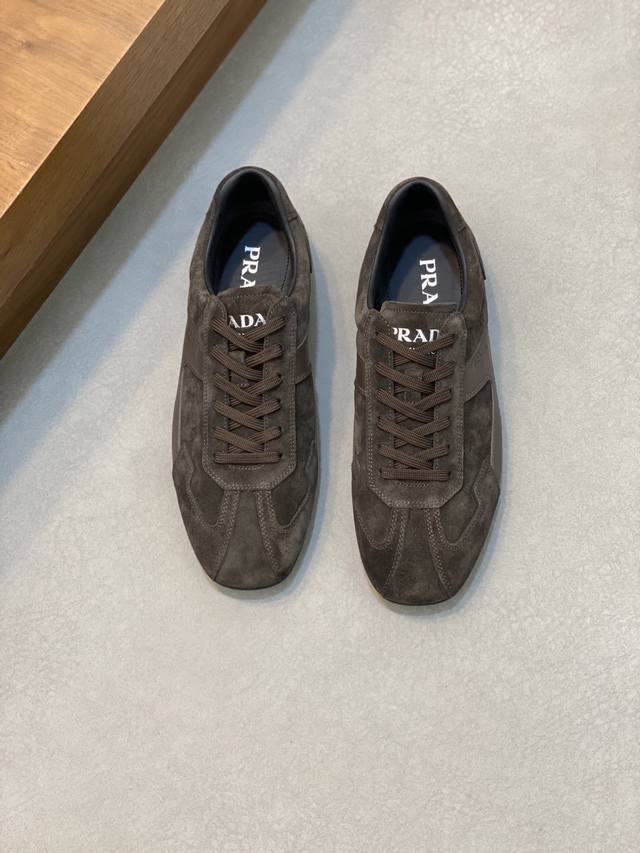 Factory Price Pp: Brand: Prada Standard Size: 38-44 Grade: Same as the official