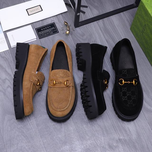 Prada top purchasing agent for men 2025Hk counter simultaneous sale. Sole: origi