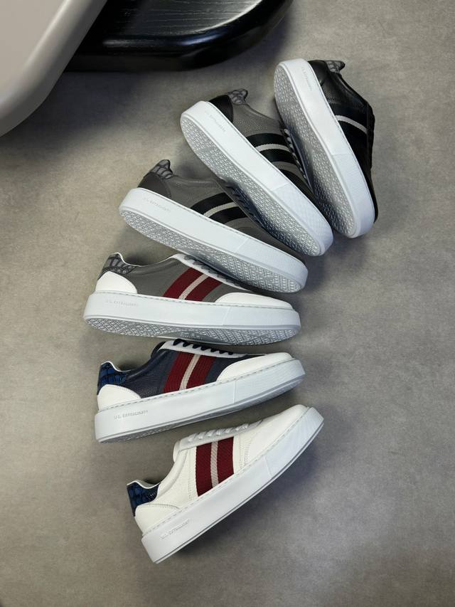 Chanei new sports casual men's shoes! Same as the counter! Original development