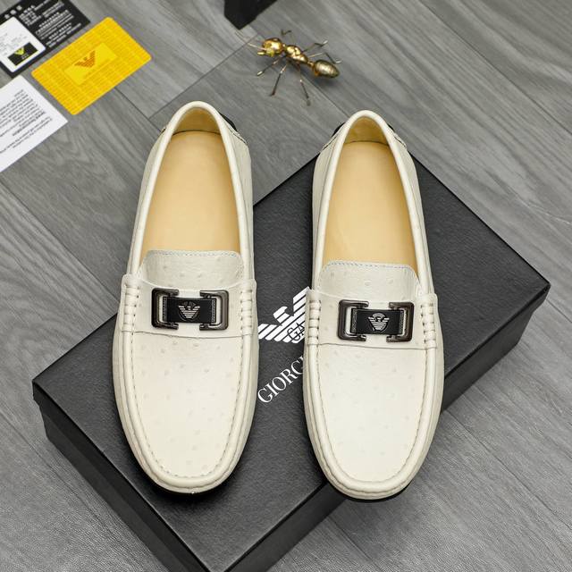 Gucci half slippers! Full leather original logo fabric, lightweight foam sole. M
