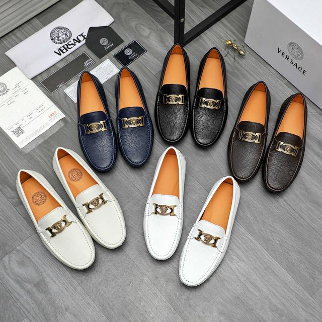 1724149FFF. Amiri's popular couple bone shoes. The leader of casual fashion. Exc