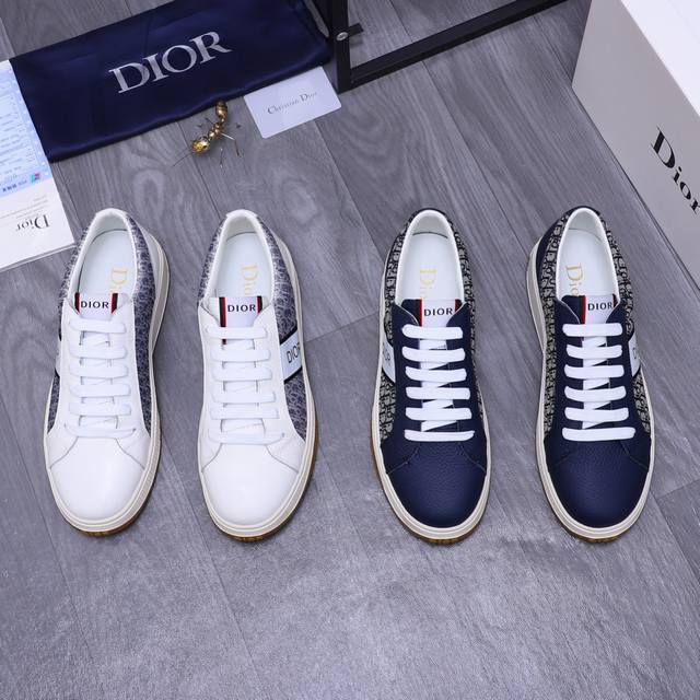 Factory P price P actual price latest Valentino Valentino V home new leisure you