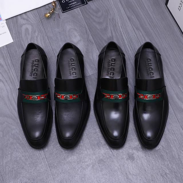 Lv Louis Vuitton. The latest trendy casual shoes are popular in physical stores.
