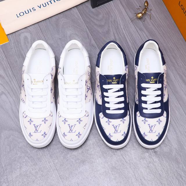 Valentin* New low-top calfskin sneakers Made of calfskin - Classic rivet-decorat