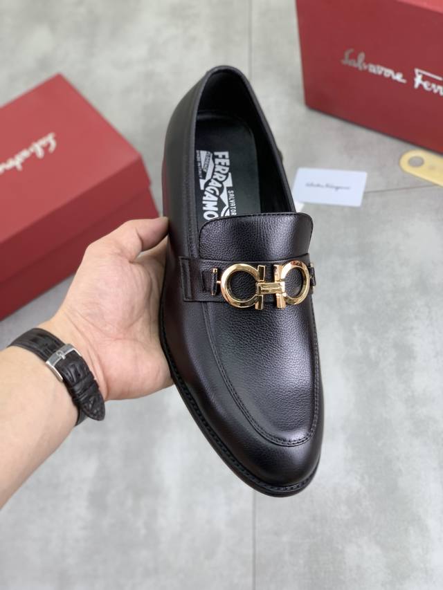 Sf Fila** New men's loafers for casual and formal wear. The classic shape of the