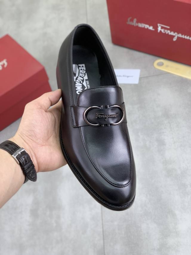 New Boss latest summer men's slip-on casual sports shoes, the upper is made of i