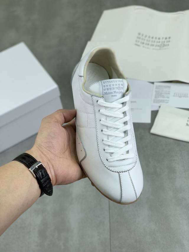 Dolce & Gabbana 2025 new exclusive custom-made brand letter craftsmanship embell