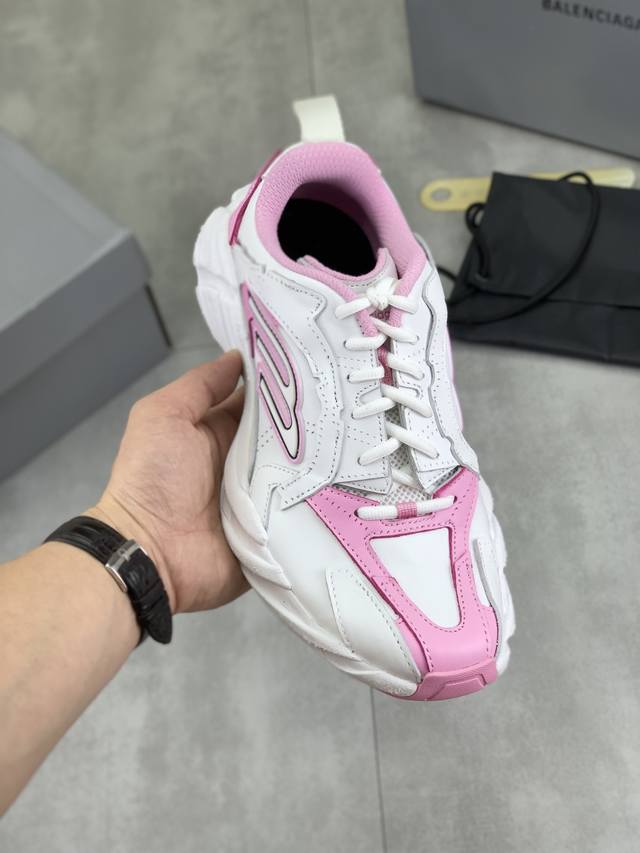 Monclersalehebemburytrailgrip Amoeba, this pair of sneakers is like a perfect fu