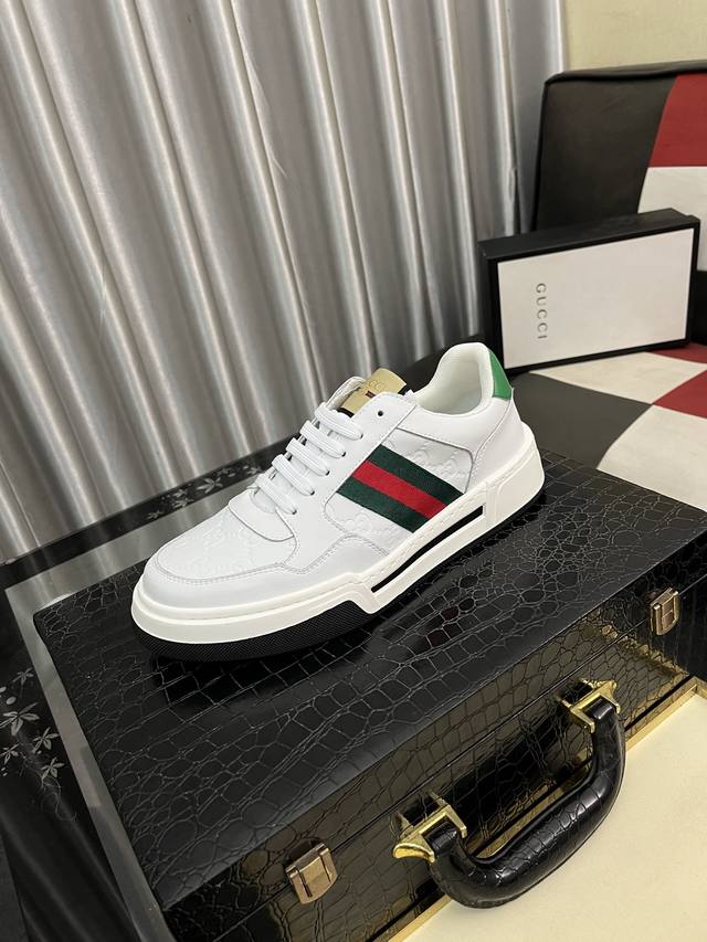 Flat heel high version synchronized with Lvjia counter. Fabric: imported first l