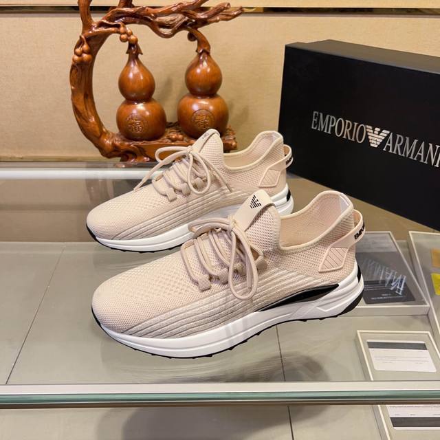 New Prada casual men's shoes, a famous Italian luxury brand, my favorite style a