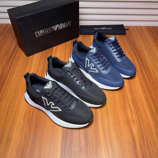 2025 new Lv couple's sneakers, you will be fashionable when you wear them This F