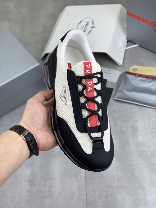 Prada men's shoes counter hot sale, official website synchronization, 1 high-qua