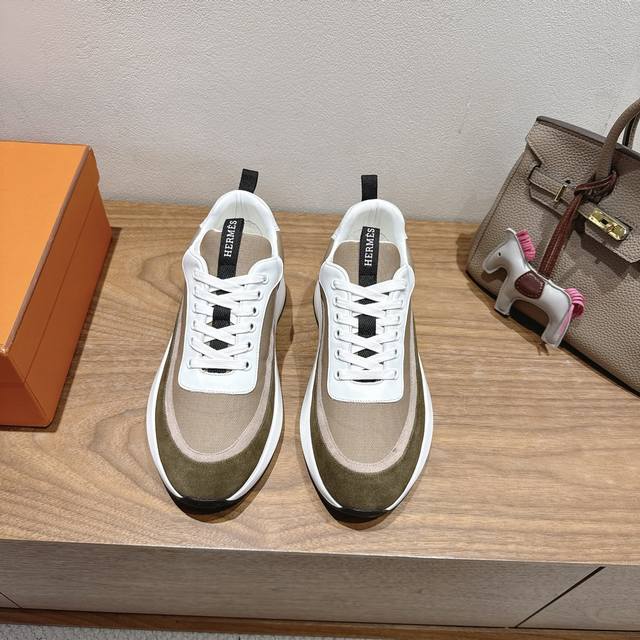 Factory Price: Dior new slippers are on sale simultaneously. Made of original It