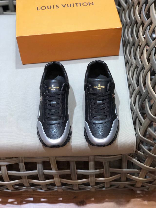 Highest version The latest catwalk model of Gucci single shoe series, original d