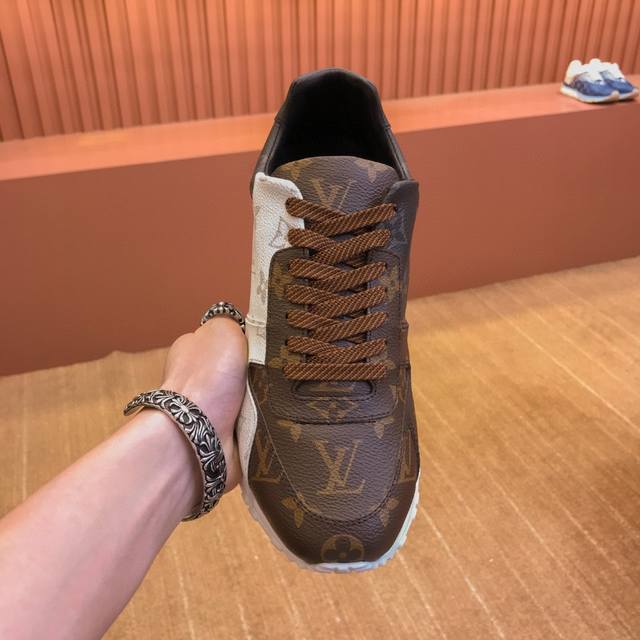 Gucci sneakers Size: 38-44 45 Customized New sneakers with multiple materials, e