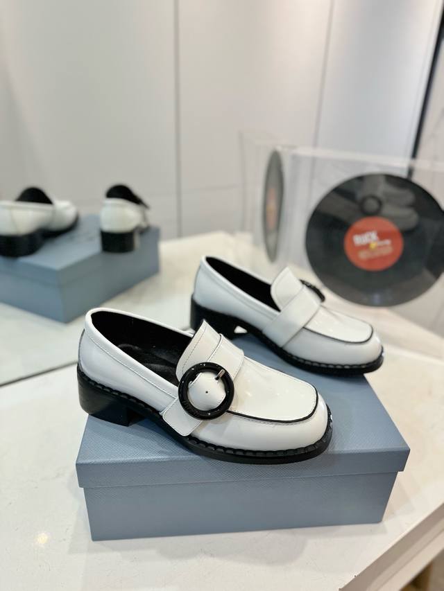 Factory P price women's clothing and women's shoes sports original Lv 2025 autum