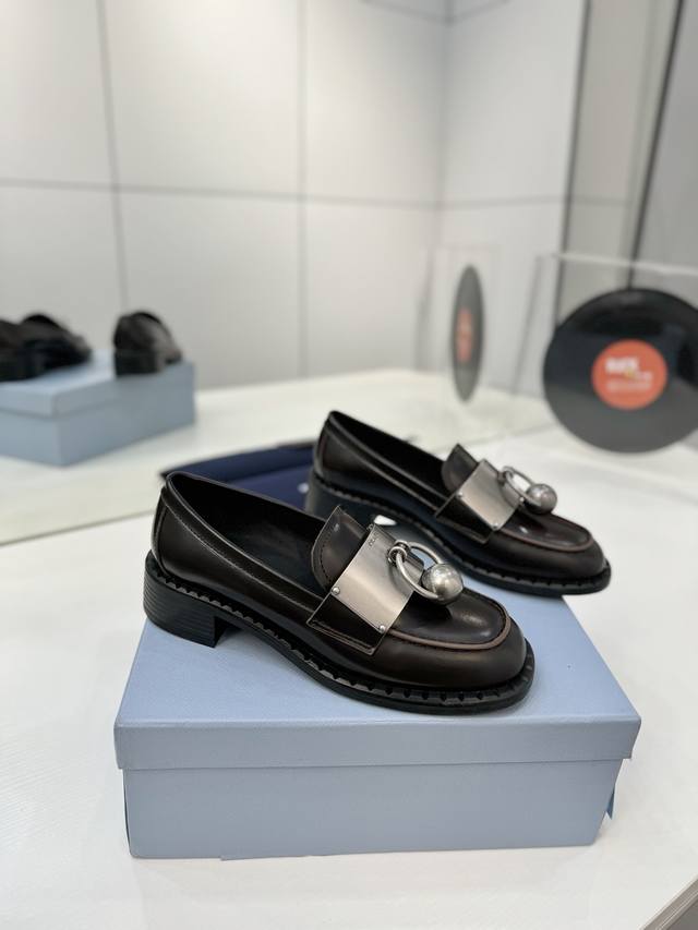 Factory P price women's shoes sports original Loewe 25 summer bow slippers This