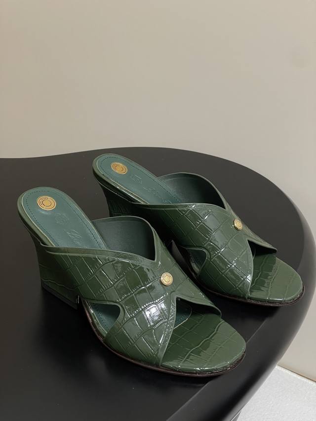 Factory P price women's clothing women's shoes sports original Loewe 25Ss spring