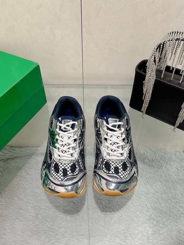 Fendi top couple size Size: Women's 35-40 Men's 39-45 . Fendi Match couple casua