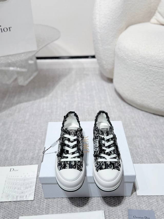 Balmain's new men's sports casual shoes, fashionable and trendy, all imported co