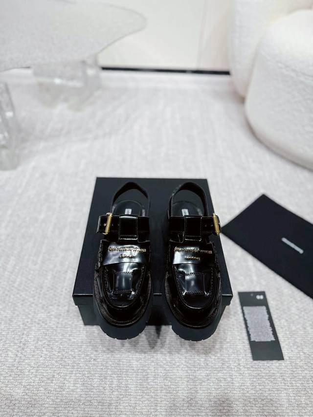 Givenchy men's sports casual shoes, 1:1 replica on the official website. Made of