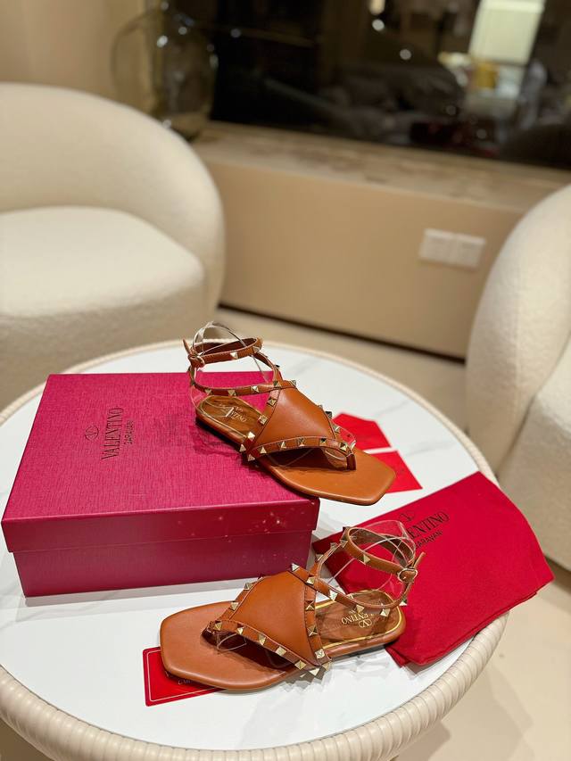 Premiata -High-end quality original casual sports shoes -Upper: Nappa calfskin,