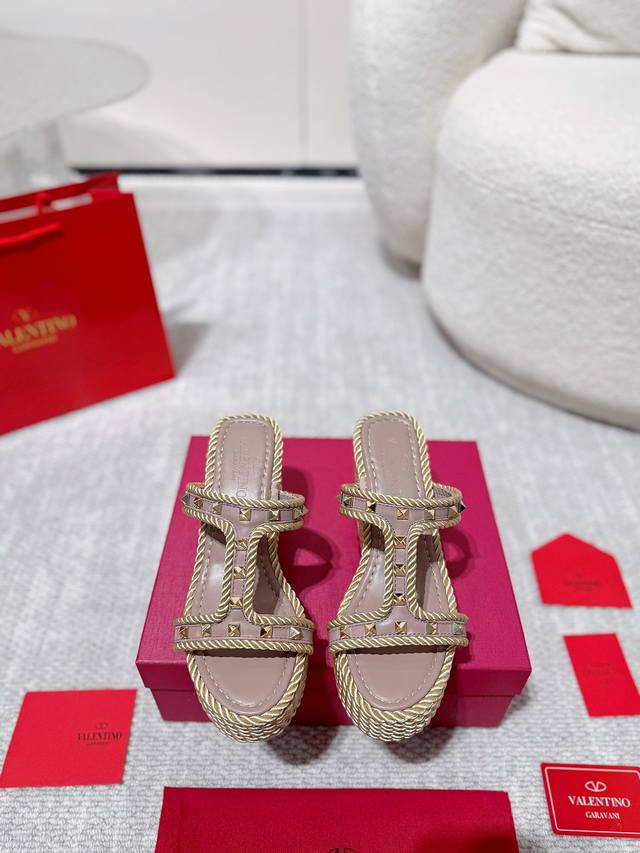Factory Price Tods's sports woven fabric casual shoes add urban fashion elements