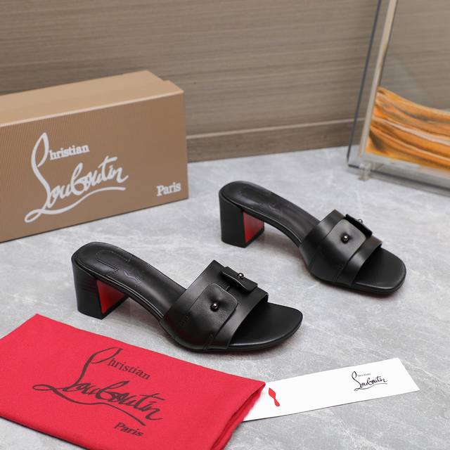Yves Saint Laurent's stunning high heels 25 spring models Who can resist Ysl hig