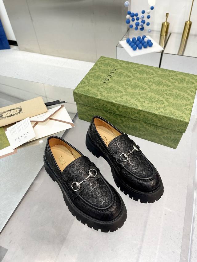 Miu'miu hand-woven Mary Jane flats White woven version Flat design Series Miu'mi