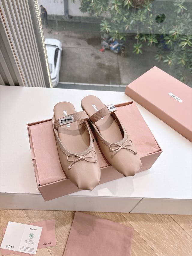 mid-heeled thin-strap sandals with exquisite hardware embellishment Minimalist s