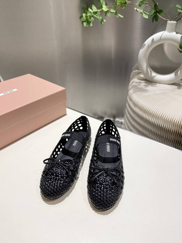 Christianlouboutin Cl red sole shoes